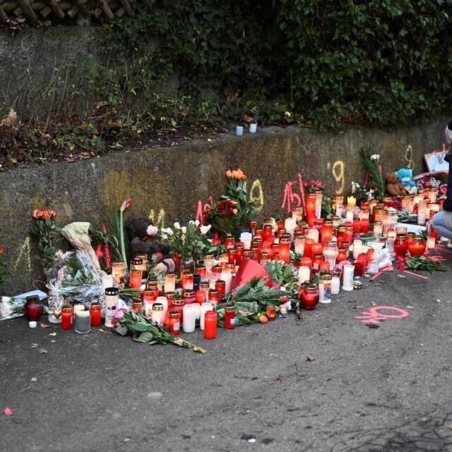 Suspect silent after knife attack on girls that killed one